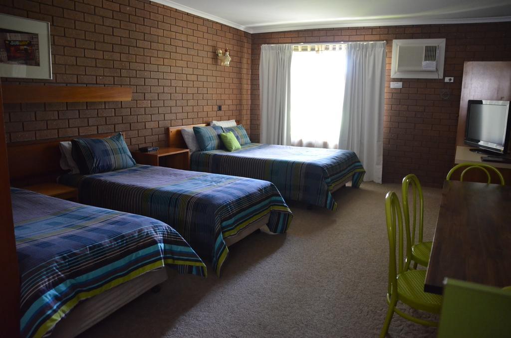 Motel Kingswood 3*
